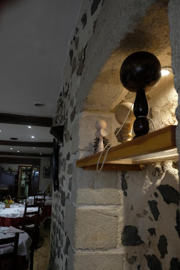 Le Bilboquet Hotel Le Puy-en-Velay Exterior photo